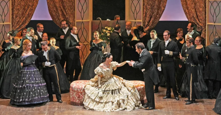 Livorno, Teatro Goldoni Audizioni per La Traviata